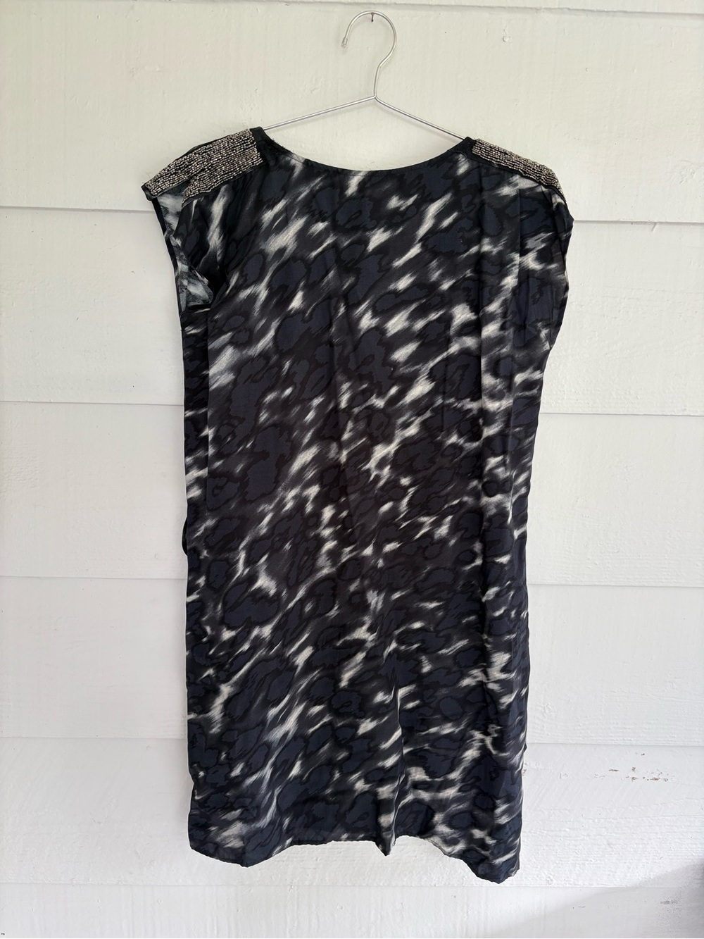 Giesso Women’s Gray Abstract Print Beaded Shoulder Shift Dress Size 2 Grunge